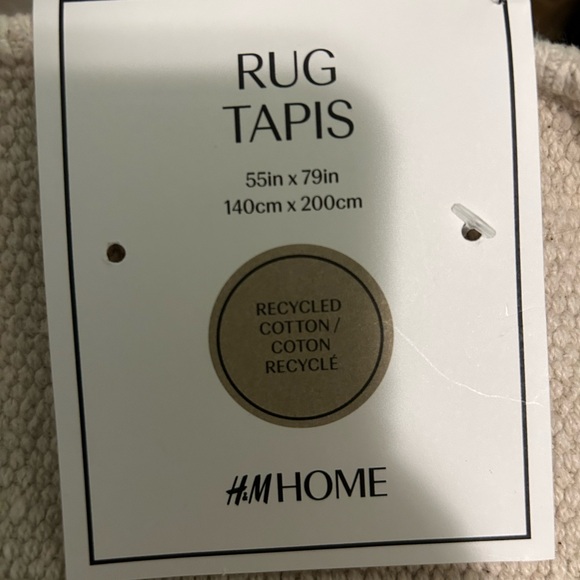 H&M HOME Large Tufted-motif Rug - Picture 8 of 9